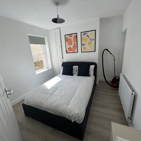 Littlehampton House - 4 Bedroom House Sleeps 8 Eksteriør bilde